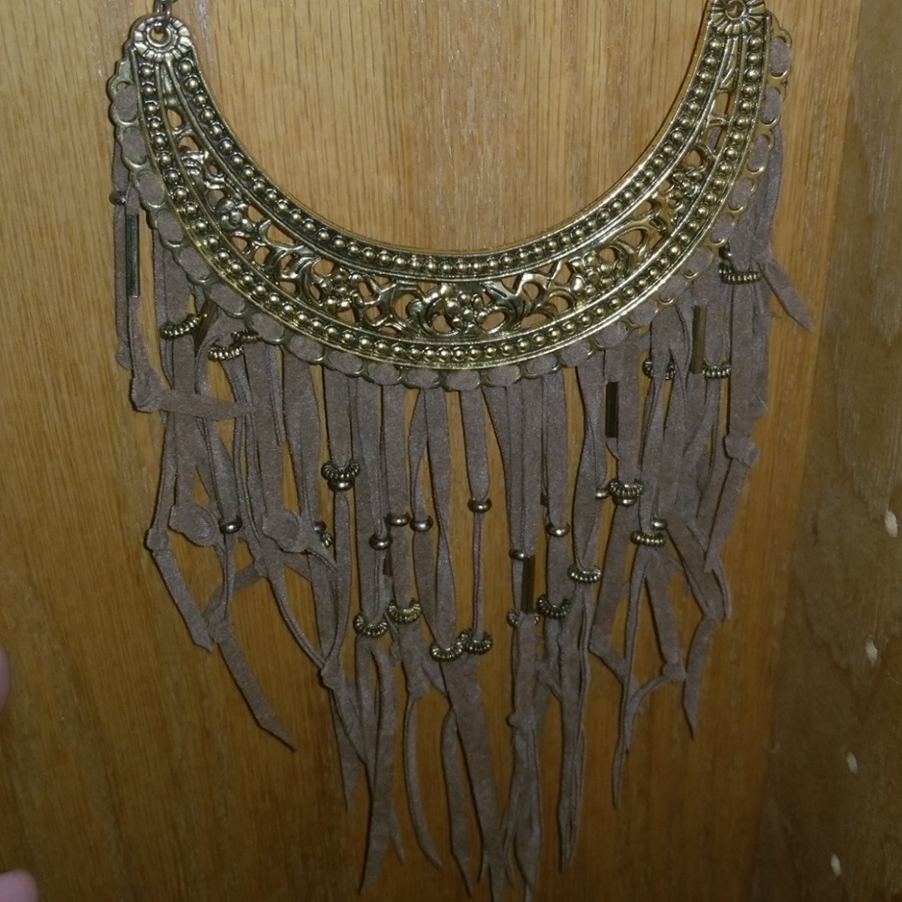 Necklace - Picture 3 of 3